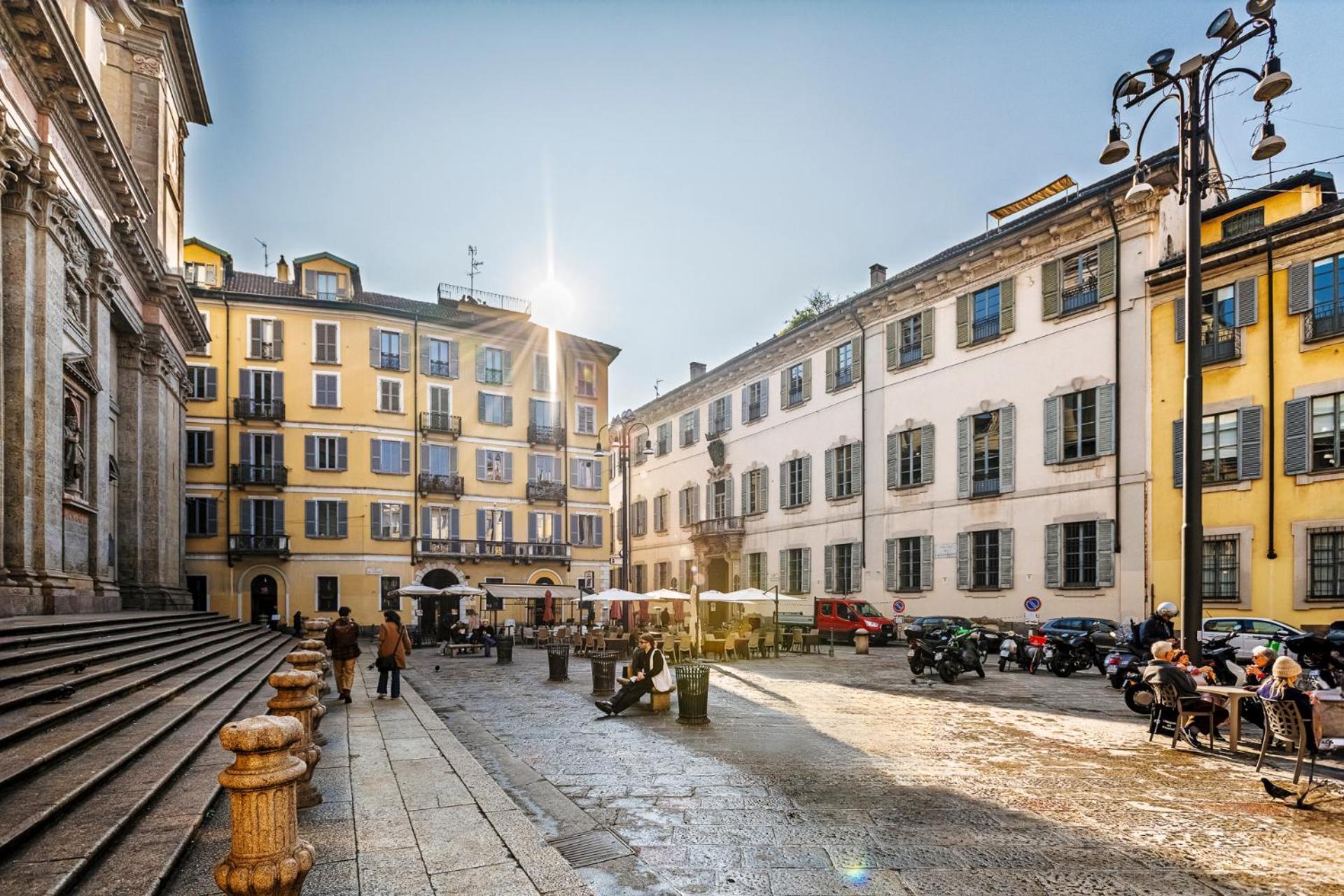 Elegant 2 Bedrooms Apartments Near Duomo — Photos 3